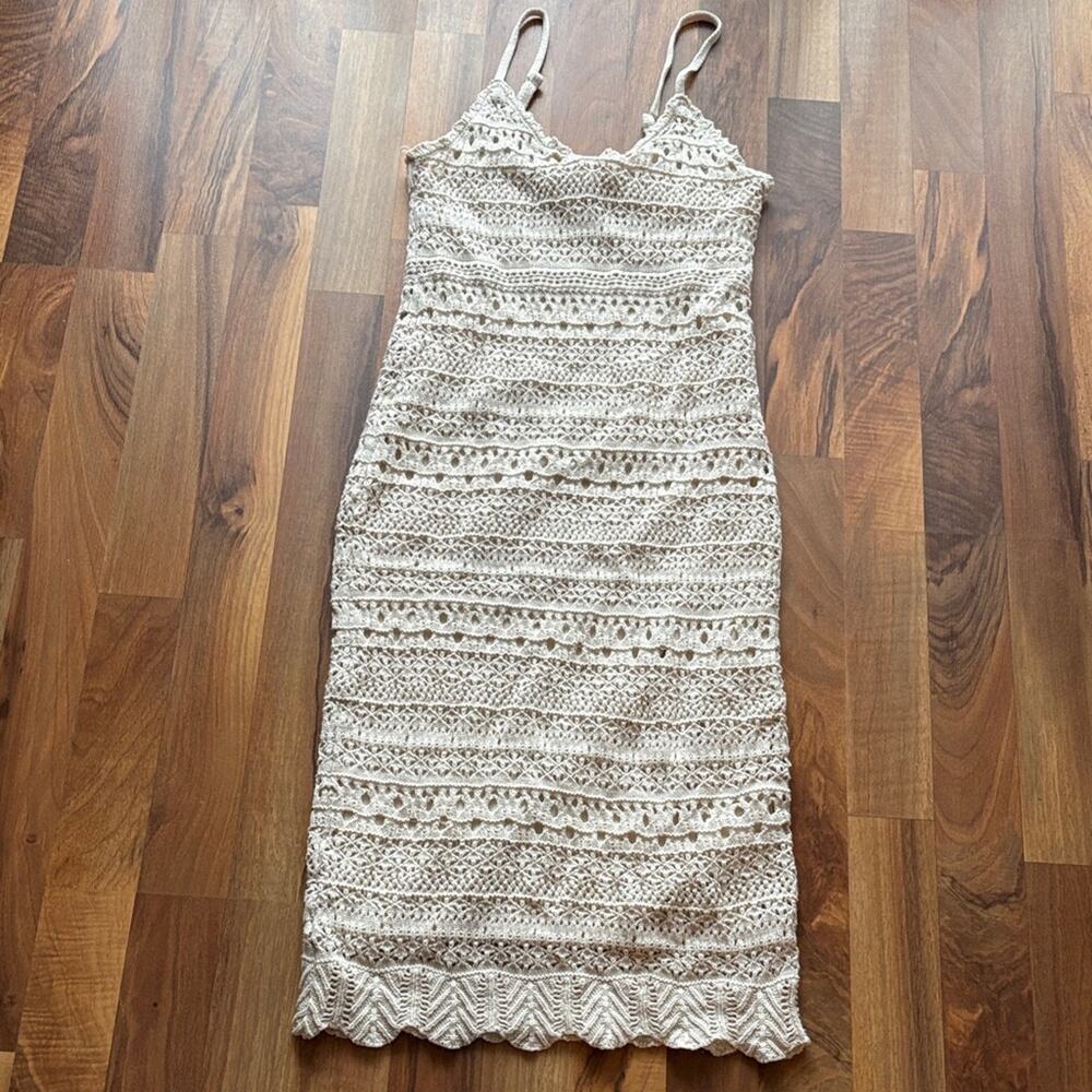 Freshman 1996 Woman’s Size S Elegant Cream Lace Midi Dress